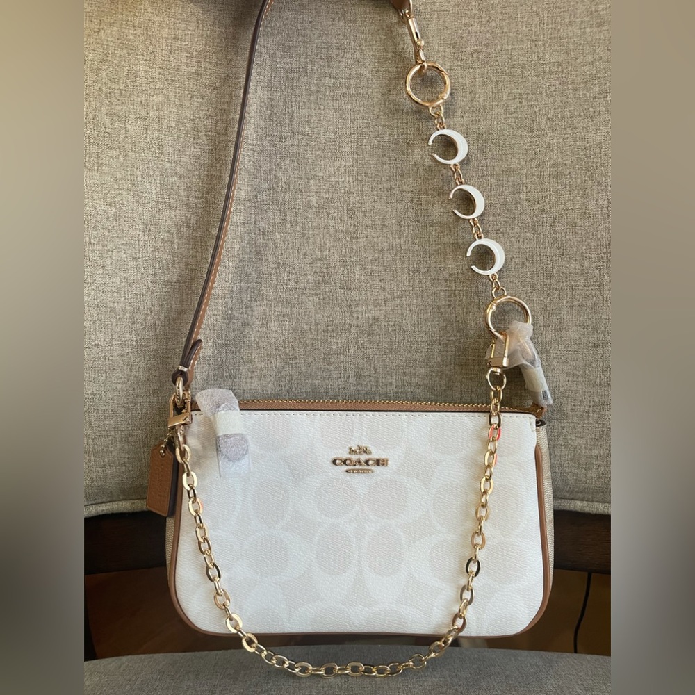 NWT！COACH NOLITA 19 IN BLOCKED SIGNATURE CANVAS (COACH CA444) MOTHER DAY GIFT